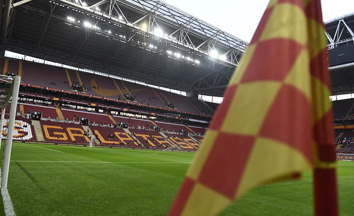 Galatasaray'a derbide çılgın gelir!