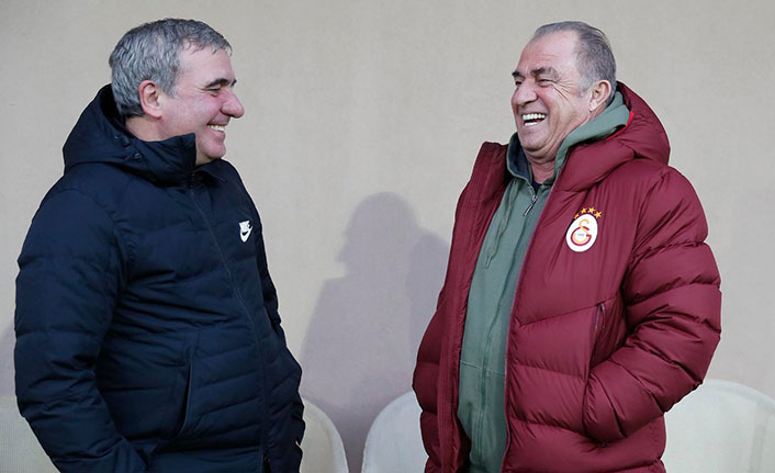 Hagi'den Galatasaray'a davet