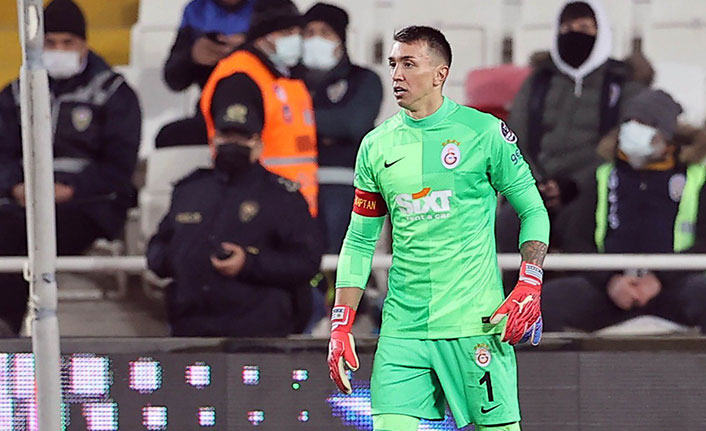 Galatasaray'da Fernando Muslera şoku