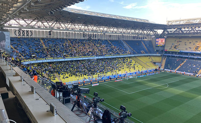 Derbi sırasında stadı terk etti! Ortaya çıktı