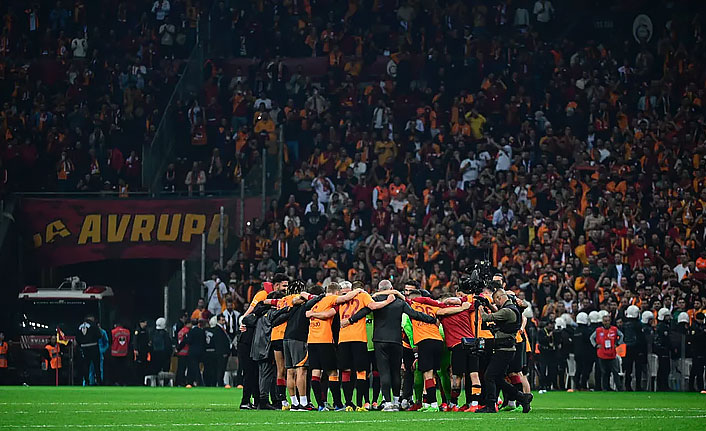 Galatasaraylı taraftarları şok eden karar