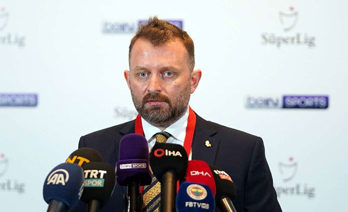 Fenerbahçe yöneticisi Selahattin Baki: "Erden Timur 'Şova devam' dedi, Fenerbahçe istiyorsa alır"