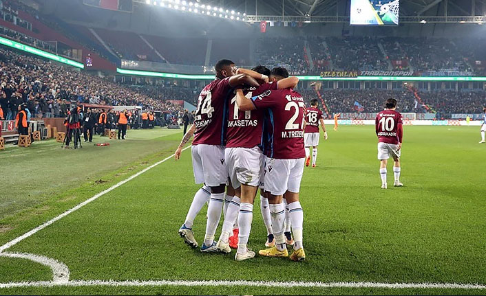 "Galatasaray, Trabzonspor'dan iki yıldız alacak, iki oyuncuyu da verecek"