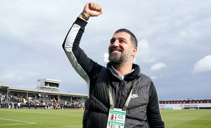 Arda Turan, Galatasaray'ın hayal kırıklığı yaratan transferini istiyor!