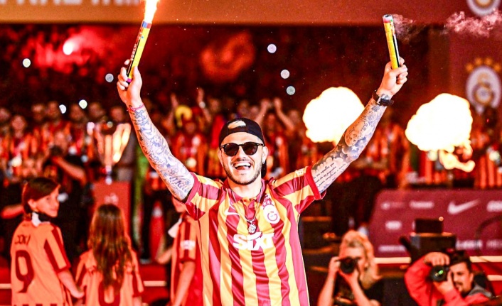 Galatasaray'ın şampiyonluk kutlamasında Edin Dzeko sürprizi