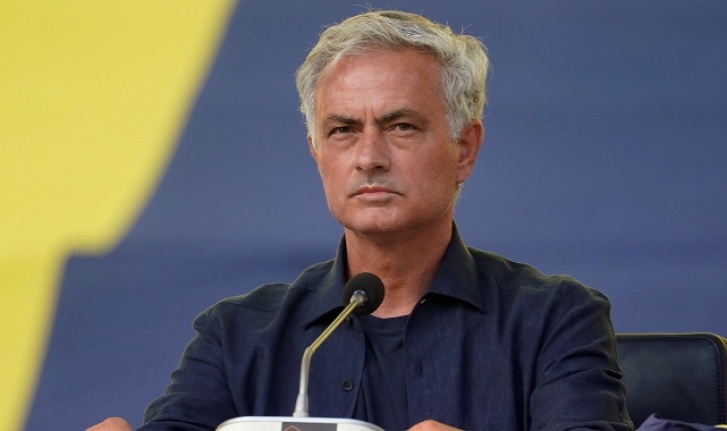 Jose Mourinho'ya Türkiye'deki ilk şoku Galatasaray yaşattı!