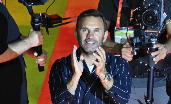 Okan Buruk: "Abarttığımız yerler oldu, mutsuz oldum ve üzüldüm, özür diliyorum"