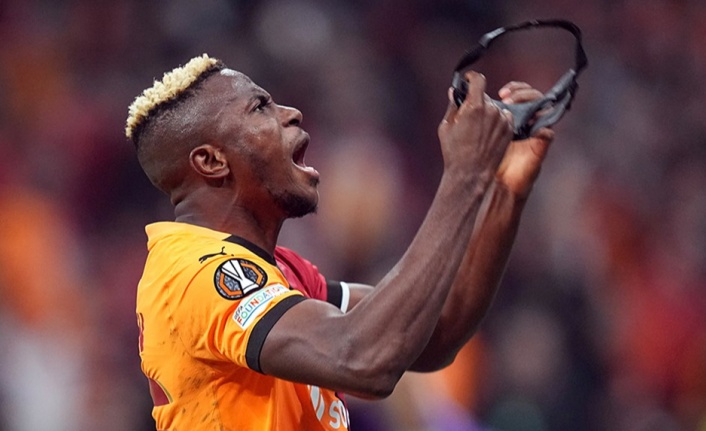 "Galatasaray'dan önemli birisi beni aradı, 'Projelerimizi hazırladık, Osimhen'in bonservisini alacağız' dedi"