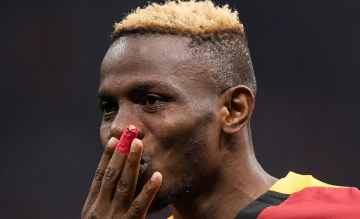 Victor Osimhen'in transferinden vazgeçen ve masada oturan kulüpleri duyurdu!