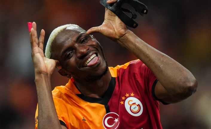 Victor Osimhen teklifi reddetti! Açıklama geldi!