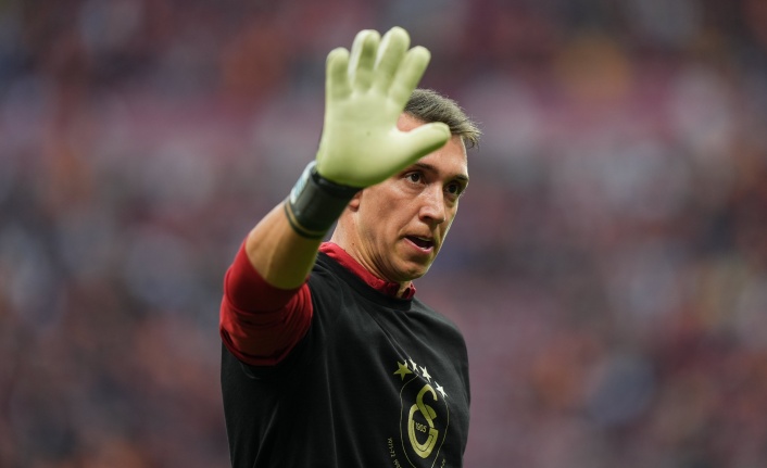 Fernando Muslera'nın yeni kulübü belli oldu! 1,5 yıllık anlaşma sağladı!