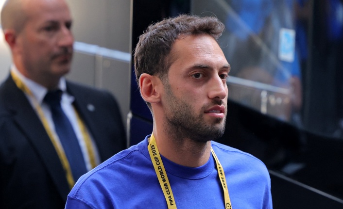 Hakan Çalhanoğlu: "Bugüne kadar hakkımızda çok fazla yalan yazıldı, kızımın ağladığı..."