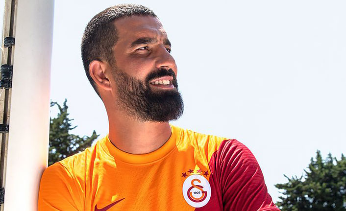 Arda Turan, futbolu bırakıyor mu?