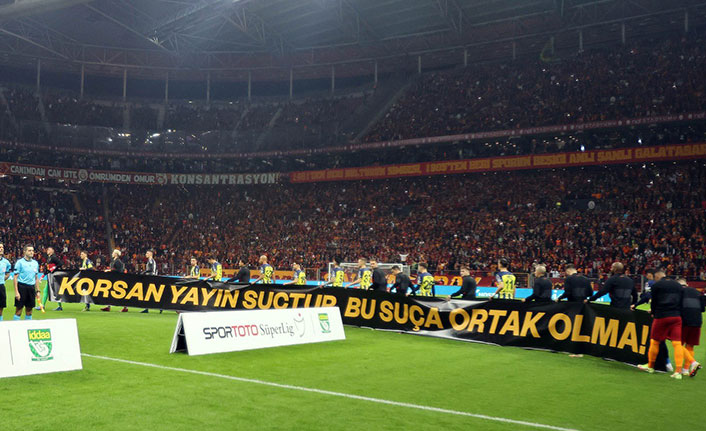 Fenerbahçe'nin golüne tepki! "Faul yapıyor, VAR da çağırmıyor"