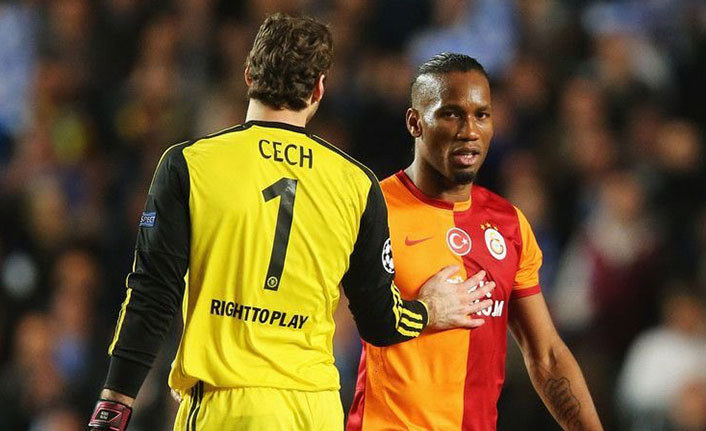 Petr Cech'ten Galatasaray itirafı! "Bir uçağın yanında durmak gibiydi"