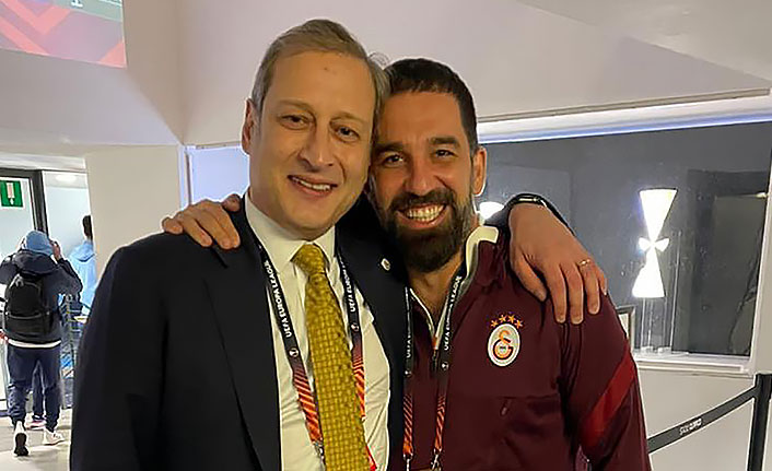 Burak Elmas'tan Arda Turan açıklaması