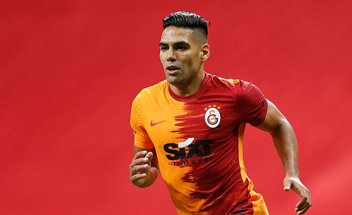 "Galatasaray parasız kaldı, son yıldız transferi"