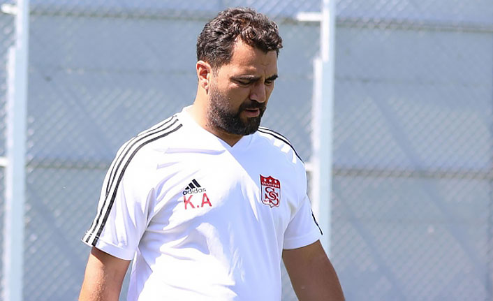 Sivasspor İdari Menajeri Kerem Atılmaz: "Biz Galatasaray'la anlaştık ve Hasan Ali Kaldırım ile görüşüyoruz"