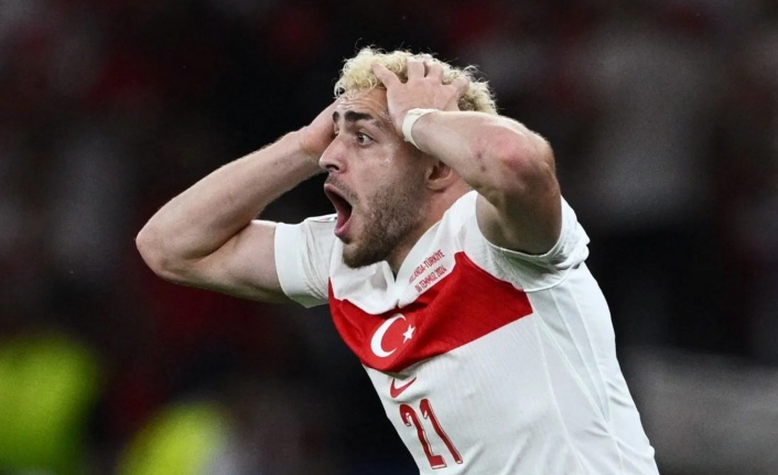 Barış Alper Yılmaz için Galatasaray'a iki dev teklif! Maaş teklifi kafasını karıştırabilir!