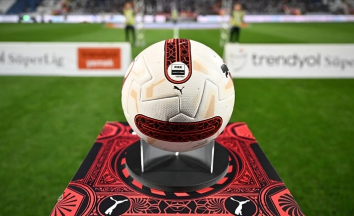 Galatasaray'ın fikstürü belli oldu! Derbi maçlar ne zaman oynanacak?