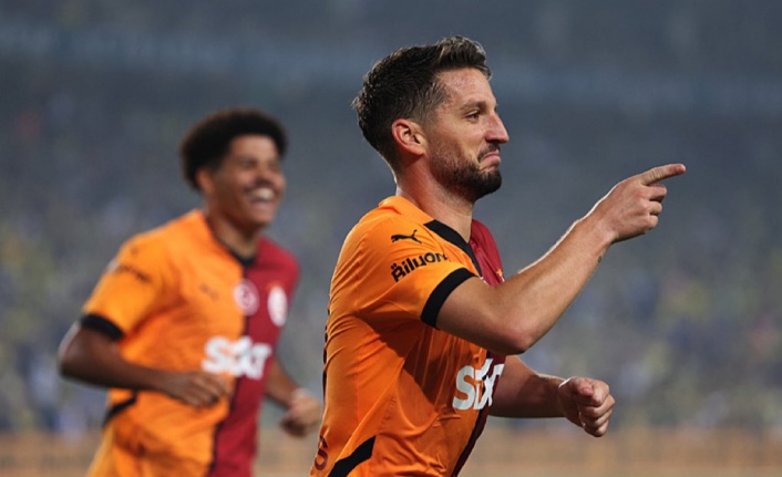 Dries Mertens: "3 senedir Galatasaray'dayım ama hiç böyle bir şey görmedim, Galatasaray'dan gitti ve daha iyi oynuyor"