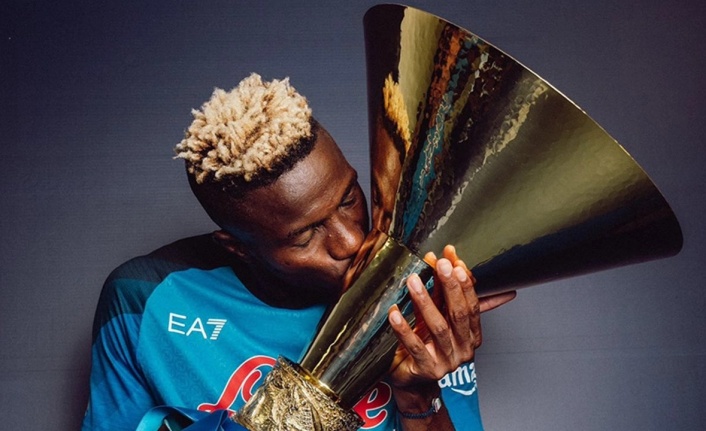Victor Osimhen'in Galatasaray'a transferi için ilk resmi açıklama geldi!