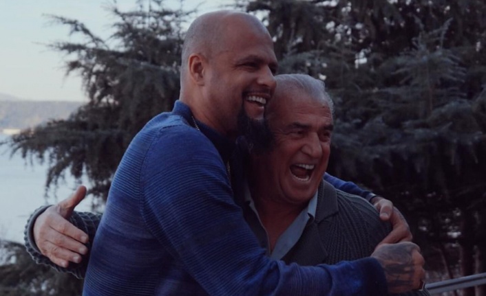 Galatasaray'ın iki efsanesi bir araya geldi! "Bana Galatasaray'ın..."