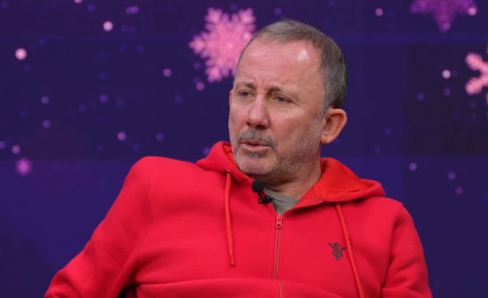 Sergen Yalçın'dan Galatasaray yorumu! "Niye şampiyon olduğu çok belli oluyor, hep Galatasaraylı oyuncuları söylüyoruz"
