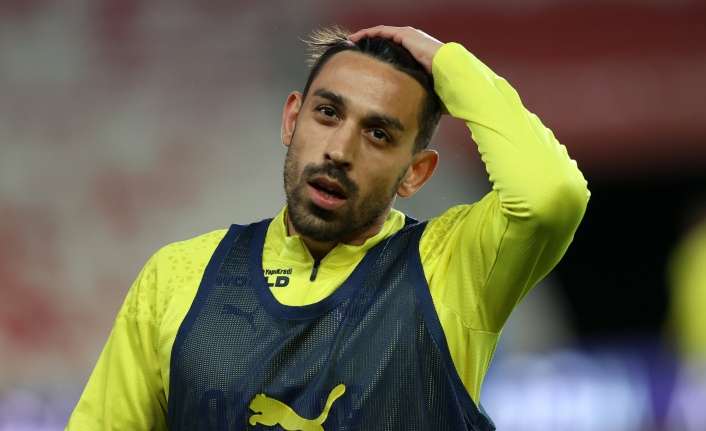 "Galatasaray, İrfan Can Kahveci için bonuslarla birlikte yıllık 5 milyon Euro'ya yakın bir teklif yapmış"