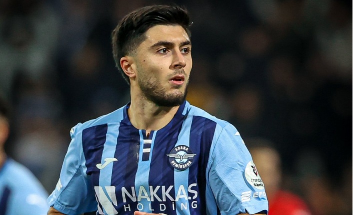 Yusuf Barası, Galatasaray maçıyla ilgili konuştu! "Okan Buruk bana bakarken..."