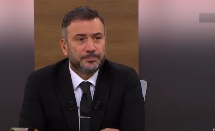 Ertem Şener: "Galatasaraylı futbolcular Pazartesi günü partiler yapıp sabahladılar, bu nasıl iş ya?"