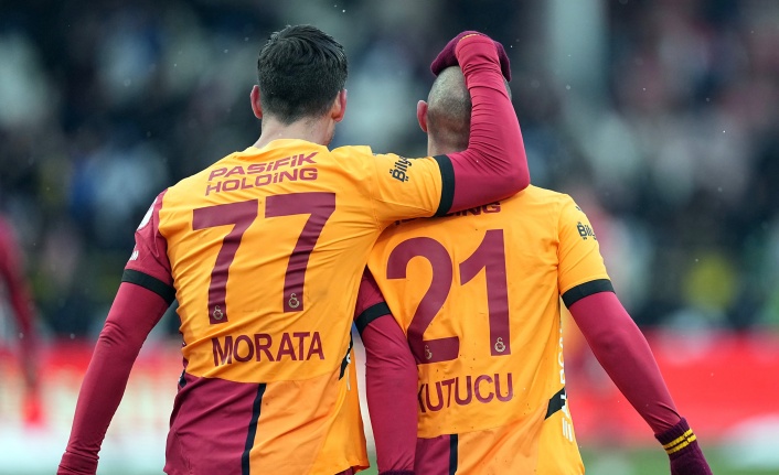 Galatasaray'ın UEFA Avrupa Ligi kadrosuna dahil ettiği isimler belli oldu!