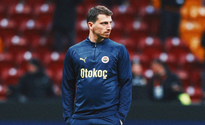 Mert Hakan Yandaş'a Galatasaray'dan büyük sürpriz!