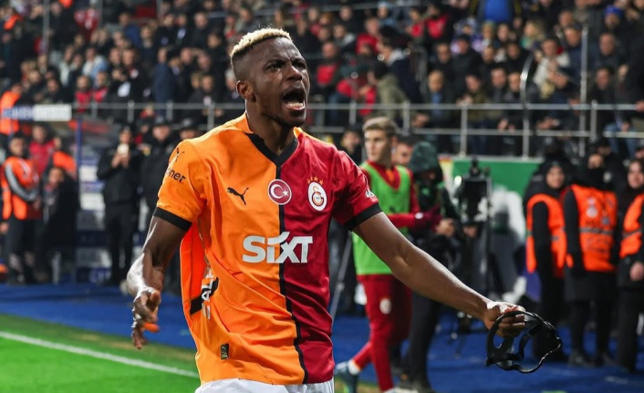 Victor Osimhen için transfer açıklaması geldi! "Sözleşmesindeki madde doğru, geç kalmak istemiyoruz"