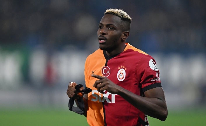 Victor Osimhen için 11 oyuncu satılıyor!