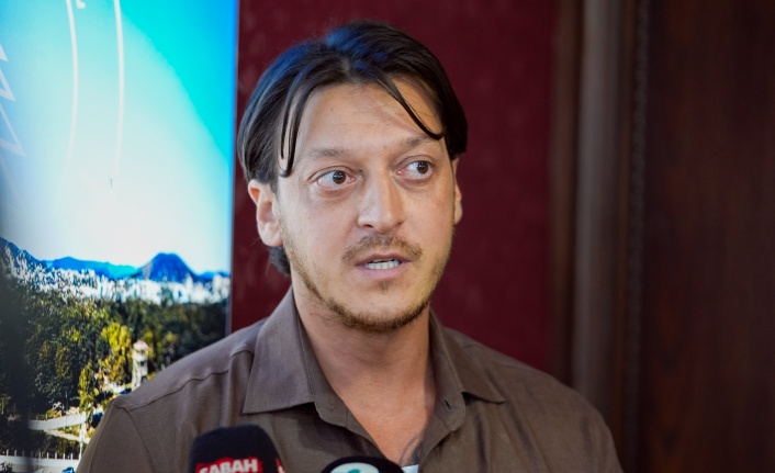 Galatasaray'a Mesut Özil sürprizi