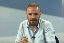 Özgür Sancar: "4 milyon Euro kazanıyor, onu oradan çekip almak kolay değil"