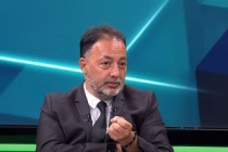 Murat Özbostan: "Galatasaray onu da göndermek istiyor ama gönderebileceğini sanmıyorum"