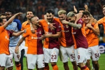 Galatasaray'da maç sonu kutlamalarına katılmadı, soyunma odasına gitti