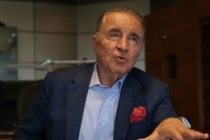 Ünal Aysal: "Bodrum'a gittim, televizyonu bir açtım, sözleşme imzalıyor"