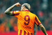 "Galatasaray'da son 5 dakika sakat sakat oynadı, oyundan çıkmak istemedi"