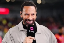 Rio Ferdinand, Beşiktaş ve Fenerbahçe'lileri üzdü! "Galatasaray'a karşı oynamayı..."