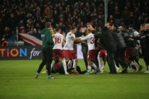 Sparta Prag - Galatasaray maçı sonunda saha karıştı! Büyük olay çıktı!