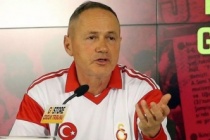 Cevad Prekazi: "Galatasaray'da ben antrenör olsam 20. dakikada değiştirirdim"