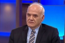 Ahmet Çakar: "Okan Buruk olsa o hakemi tırmalardı, birkaç defa baktım, hakikaten bunu söylemiş"