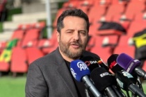 Erden Timur, yönetimde neden yer almadığını açıkladı! "Farklı düşünüyoruz ama..."