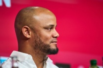 "Vincent Kompany, Galatasaray'da forma giyerken transfer etmek istedi"
