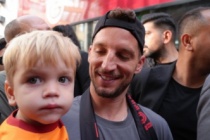 Dries Mertens: "Galatasaray ile sözleşmemi 1 yıl uzatacağım, Ciro'ya bir yer satın aldık ve..."