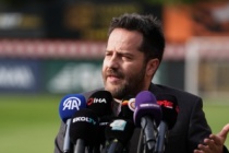 Erden Timur: "Fenerbahçe ile mücadele etmeye hazırdım ama arkamdan konuşulanlara dayanamıyorum"