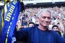 "Galatasaray, Mourinho'yu morartacak, söz verdiğim için büyük transferleri söyleyemiyorum"